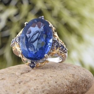 17.73 cts. Color Change Fluorite in Sterling • S/9